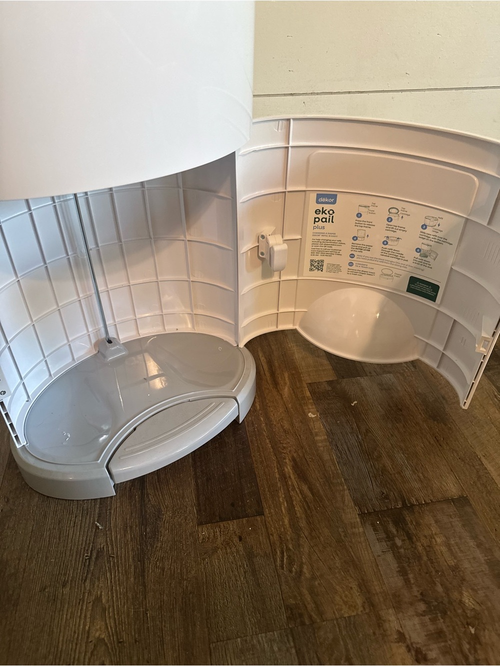 Dékor Plus Diaper Pail - White - Picture 5 of 7